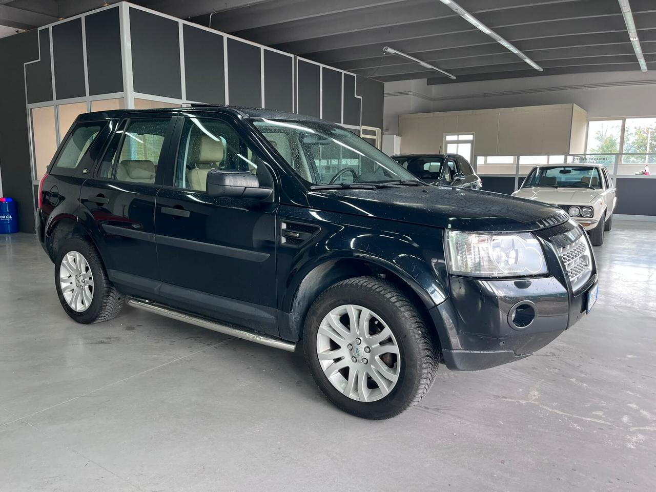 Land Rover Freelander 2.2 TD4 S.W. HSE PERFETTAMENTE FUNZIONANTE !!TETTO