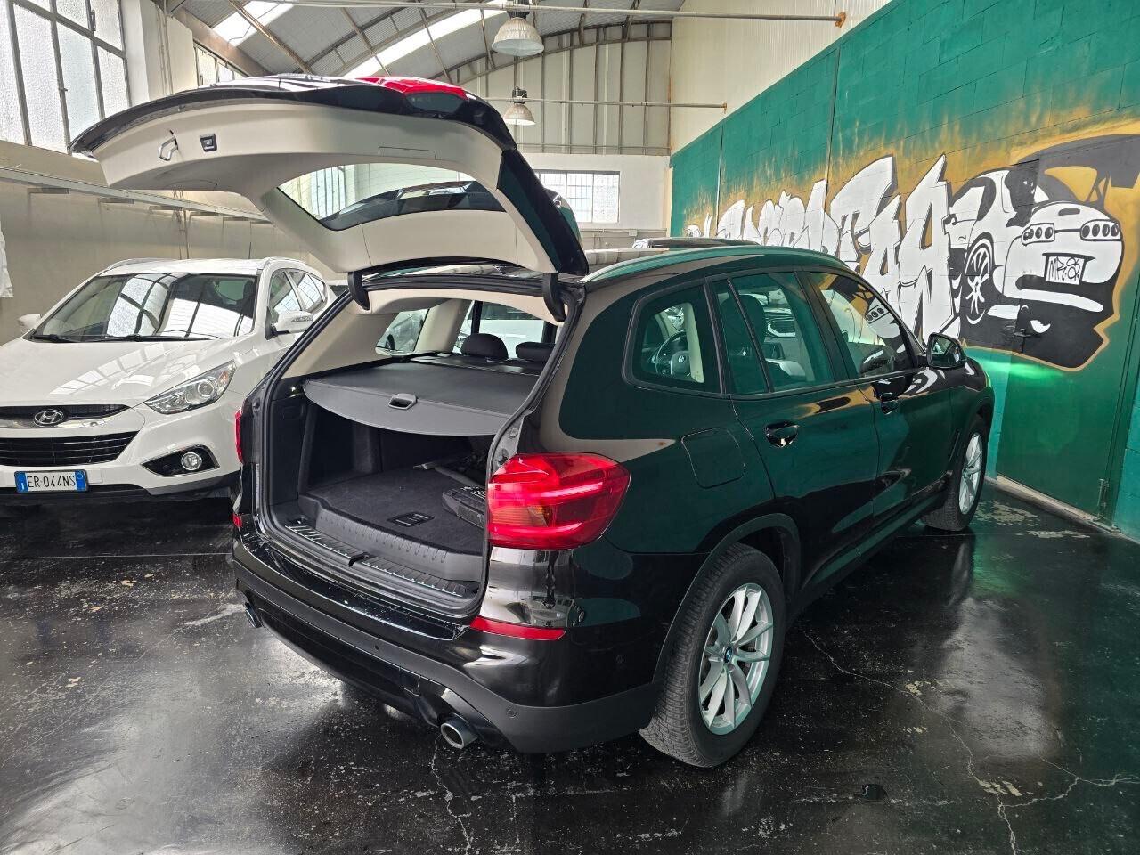 Bmw X3 sDrive18d Business Advantage