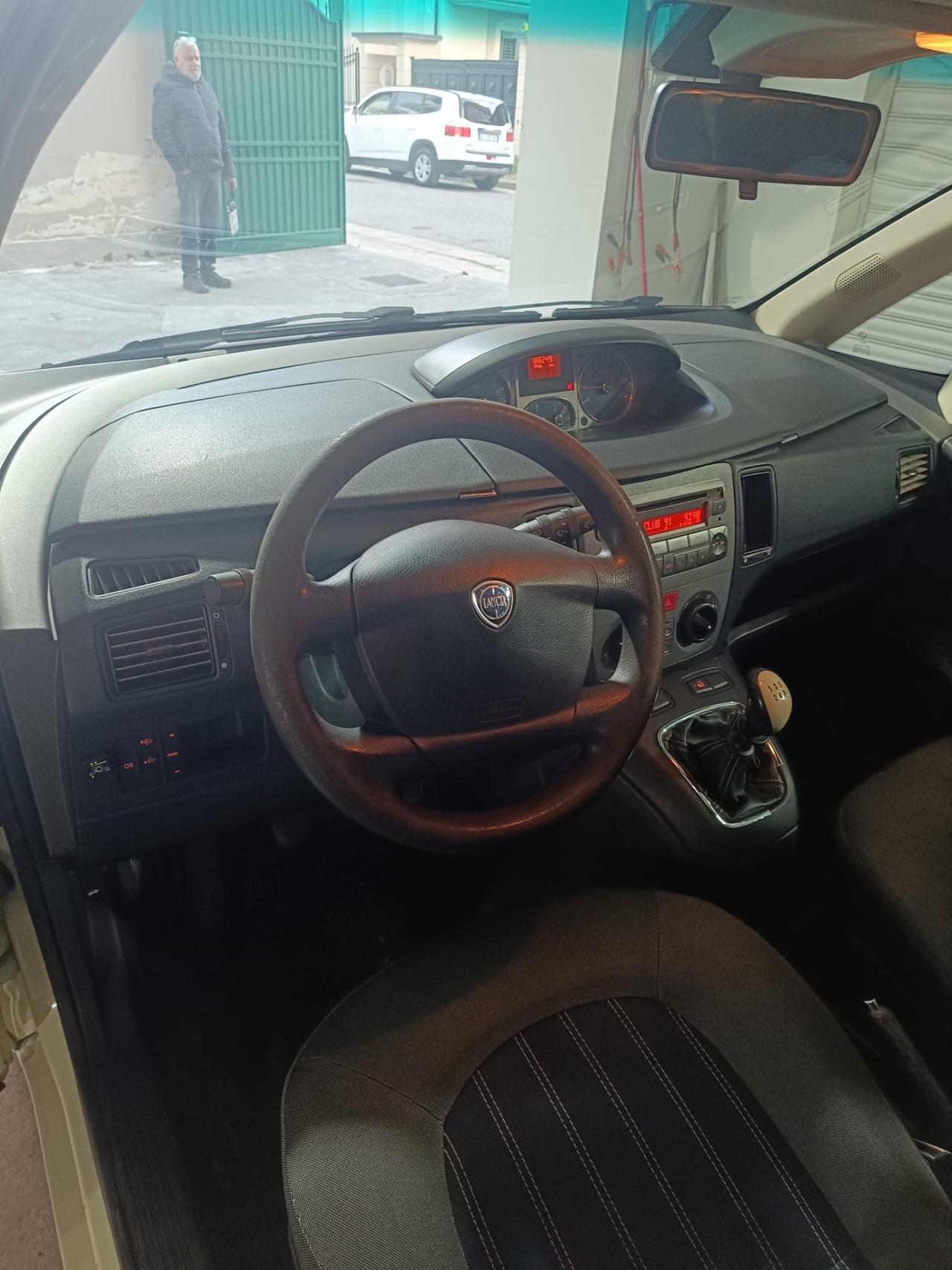 Lancia MUSA 1.4 16V Oro GPL