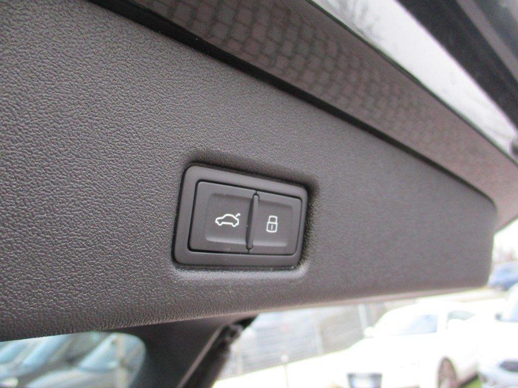 Audi Q5 TDI 150 kW mHEV+ S tronic quattro S line TETTO
