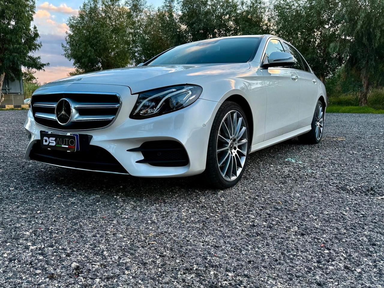 MERCEDES- BENZ KLASSE E 220 D 4MATIC AMG PREMIUM