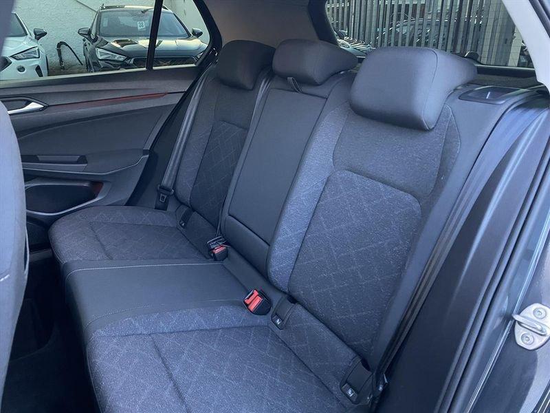 Volkswagen Golf 8 2.0 TDI LIFE 115CV