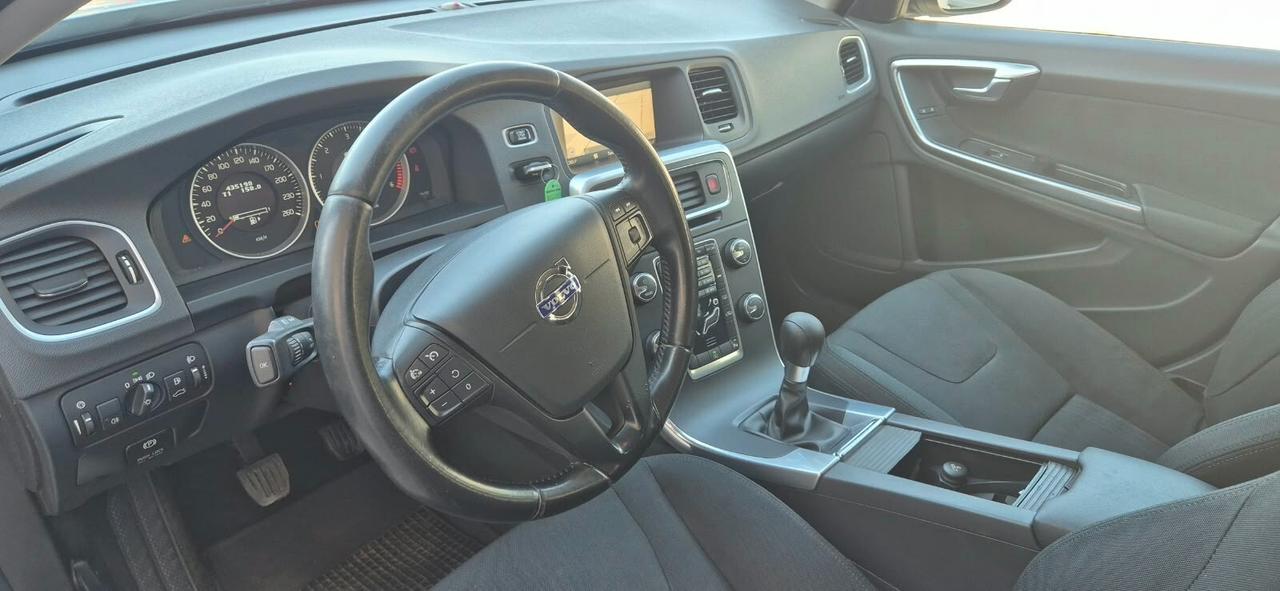 Volvo V60 1.6 hdi 115 cv