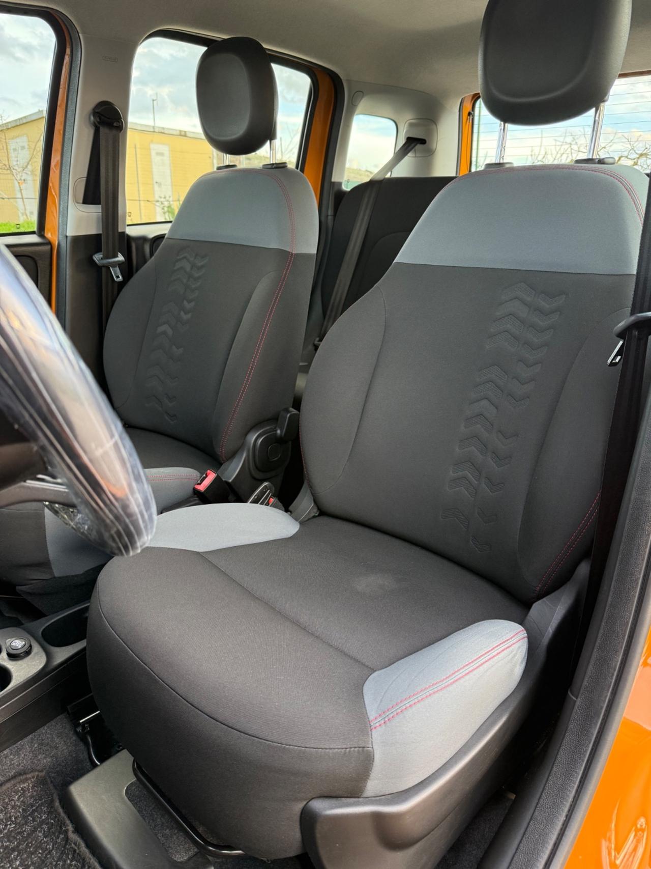 Fiat Panda 1.2 Connected by Wind