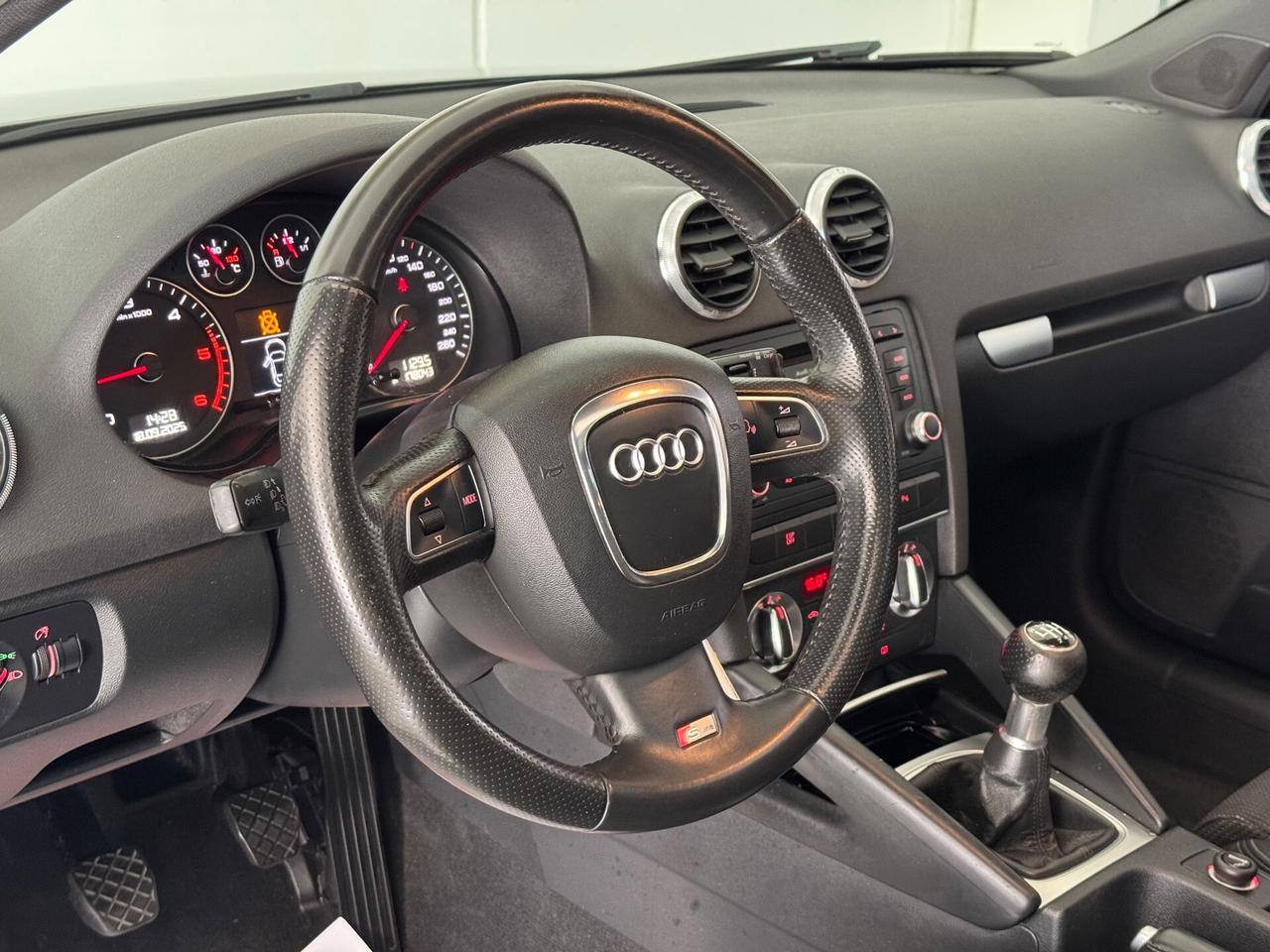 Audi A3 SPB 2.0 TDI S-LINE TETTO APRIBILE