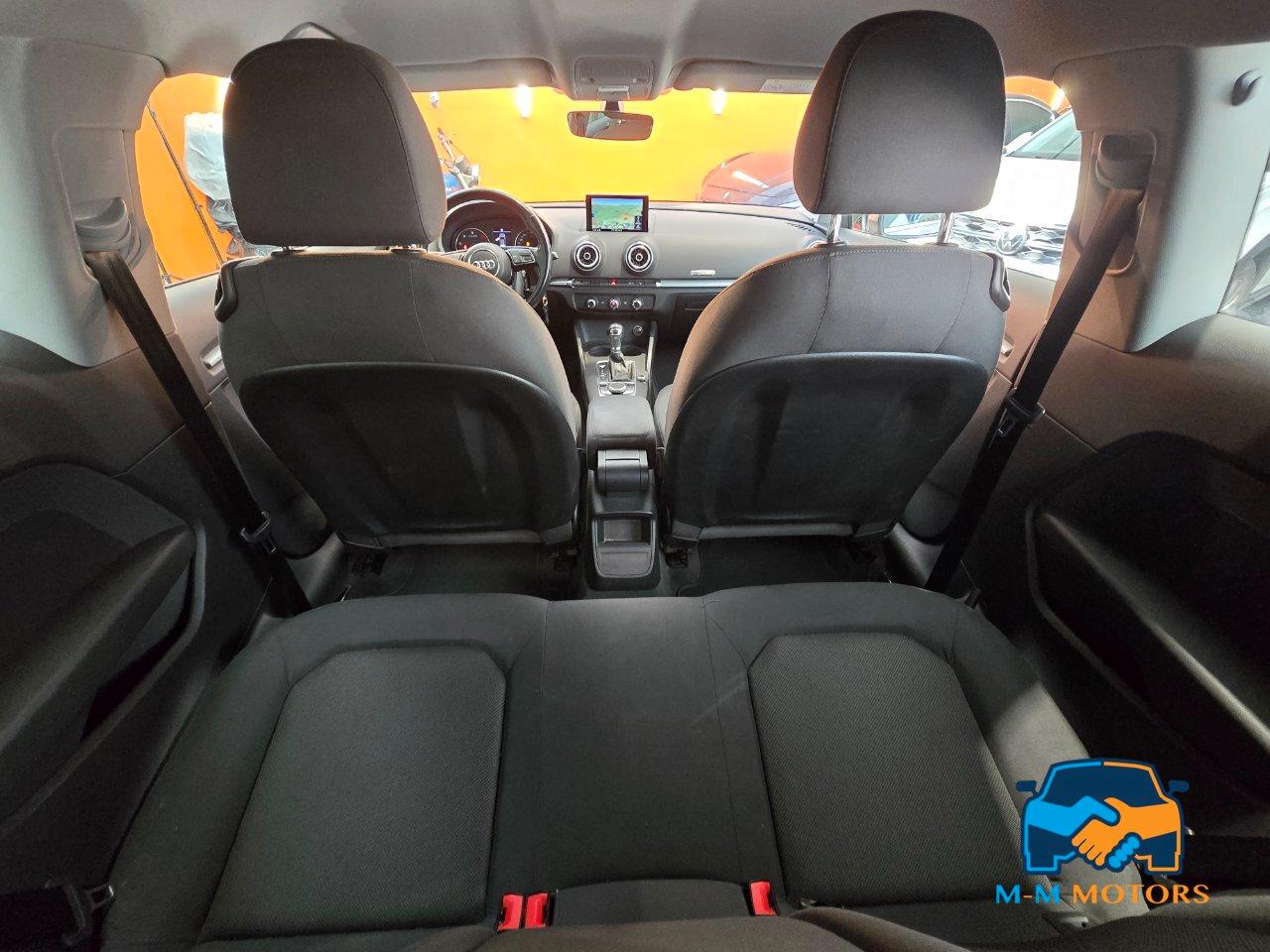 Audi A3 3 Porte A3 1.6 tdi Sport 110cv s-tronic