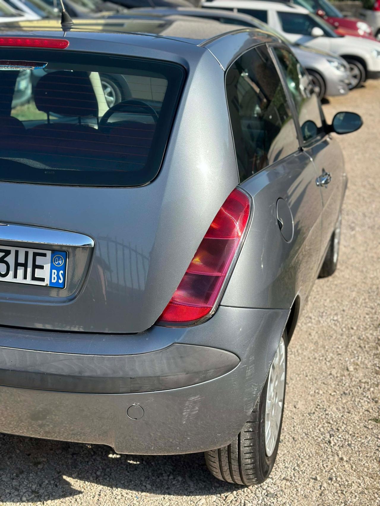 Lancia YPSILON 1.2 KMCERT GARANZ UNICOPR