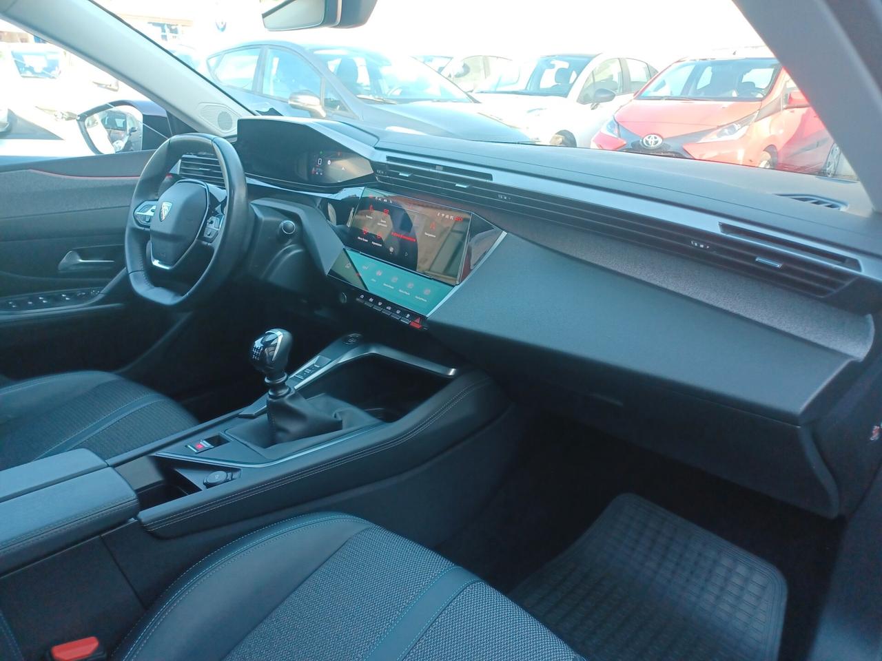 Peugeot 308 BlueHDi 130 Allure Pack solo 60000 km