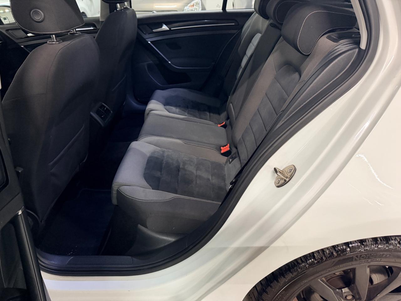 Volkswagen Golf 1.6 TDI 110 CV DSG 5p. Highline BlueMotion Technology