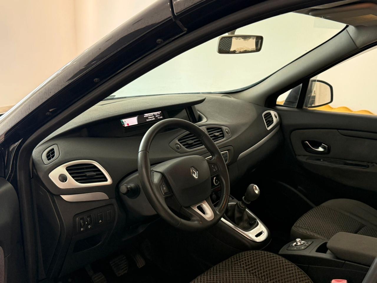 Renault Scenic Scénic X-Mod 1.5 dCi 110CV Luxe