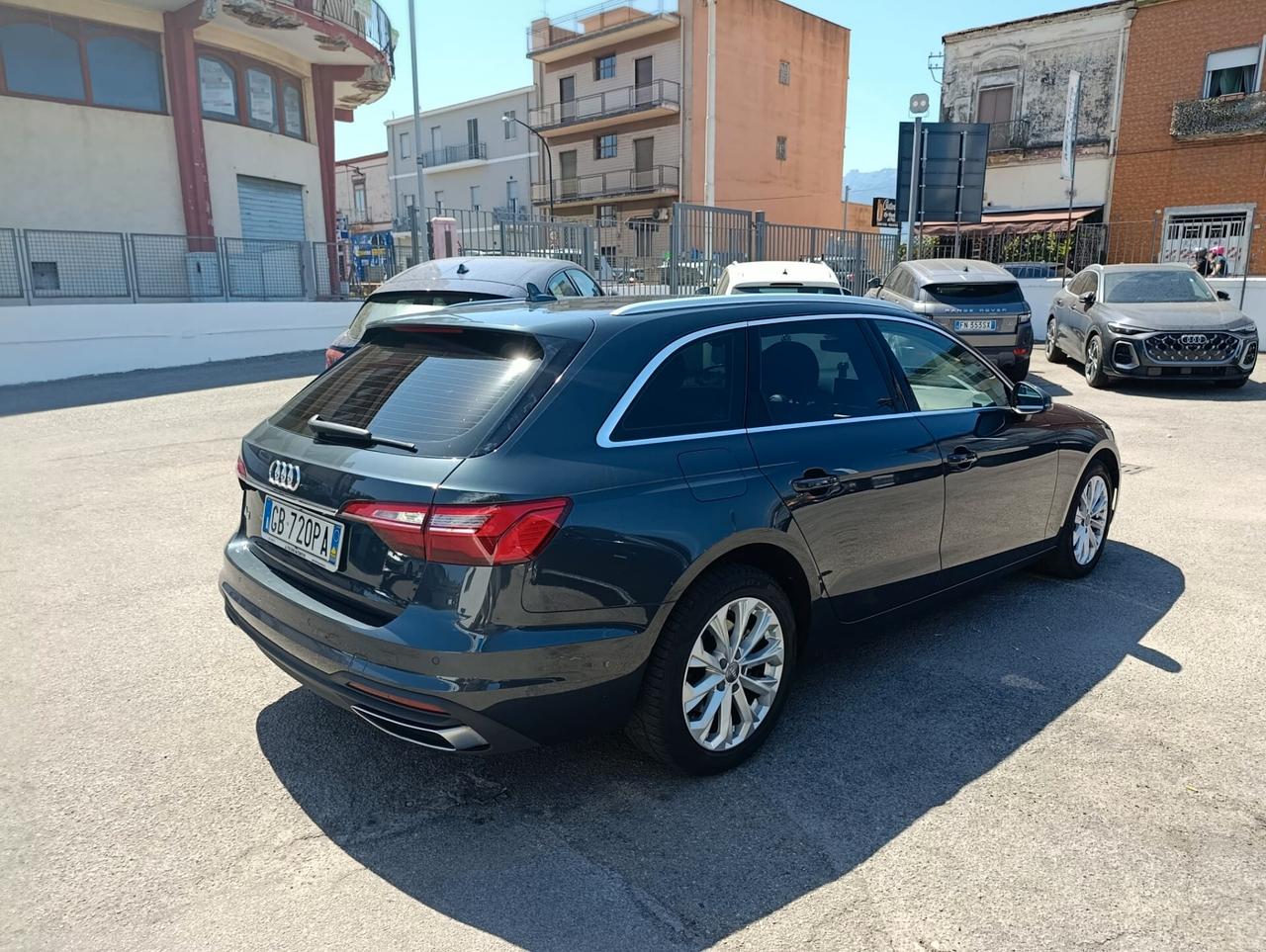 Audi A4 Avant 35 TDI/163 CV S tronic line edition