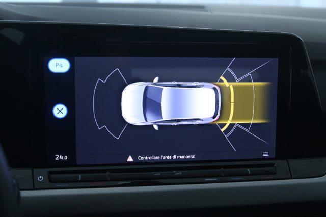 VOLKSWAGEN Golf 1.0 eTSI EVO DSG Life / Neopatentati