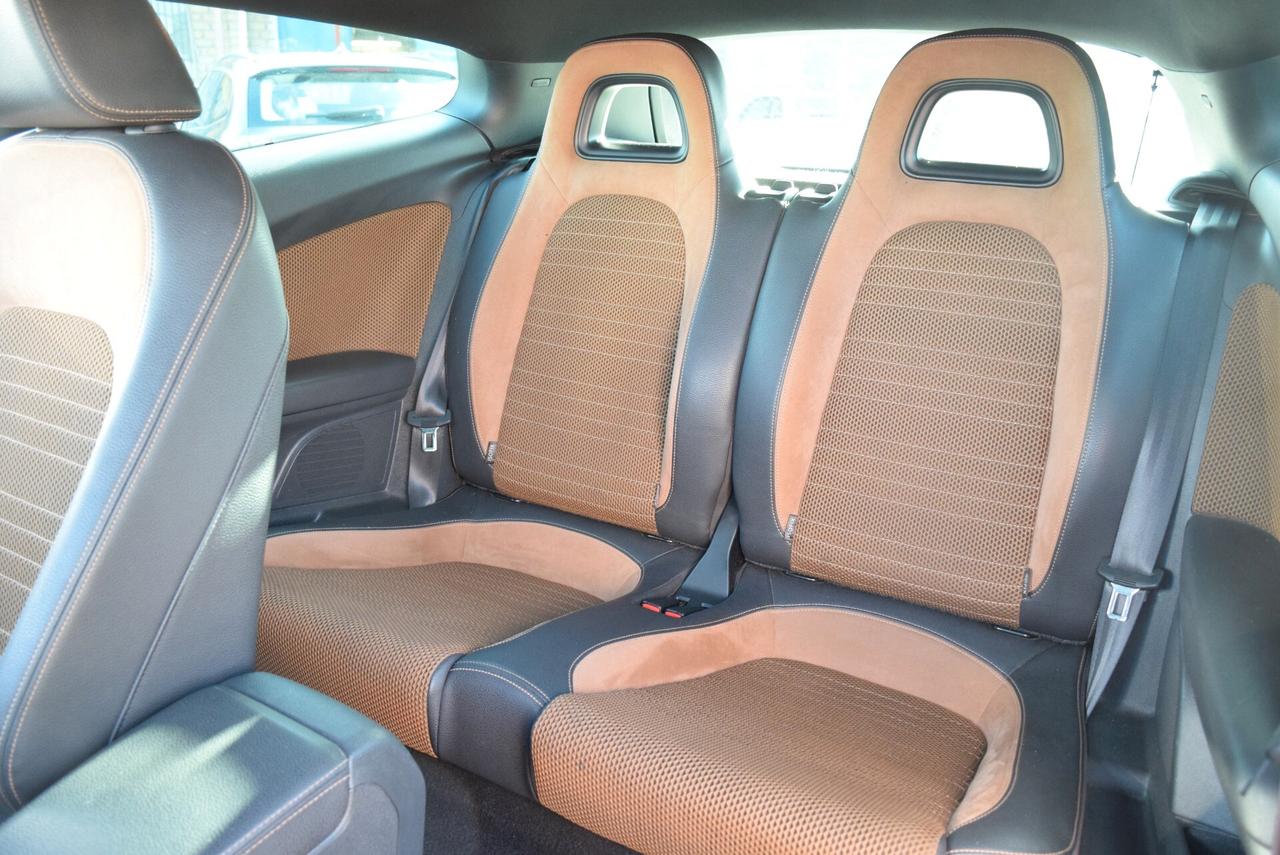 Volkswagen Scirocco 1.4 TSI 160CV 6M FULL