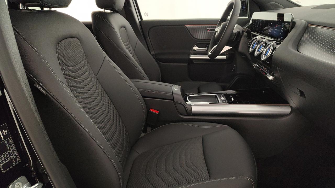 Mercedes-Benz GLA 200 d Automatic 4MATIC