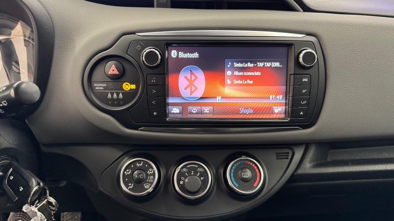 Toyota Yaris 1.4 D-4D 5 porte Lounge-2016