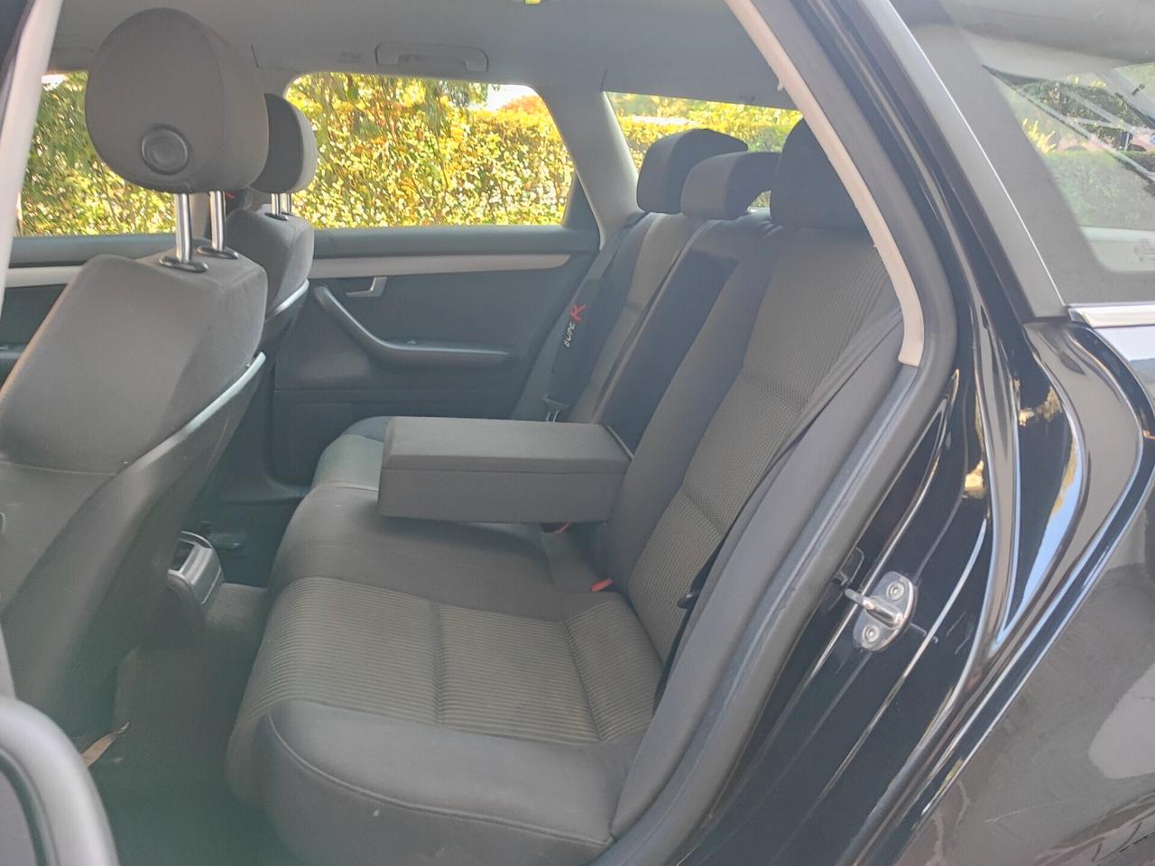 Audi A4 2.0 TDI S-Line F.AP. Avant quattro top