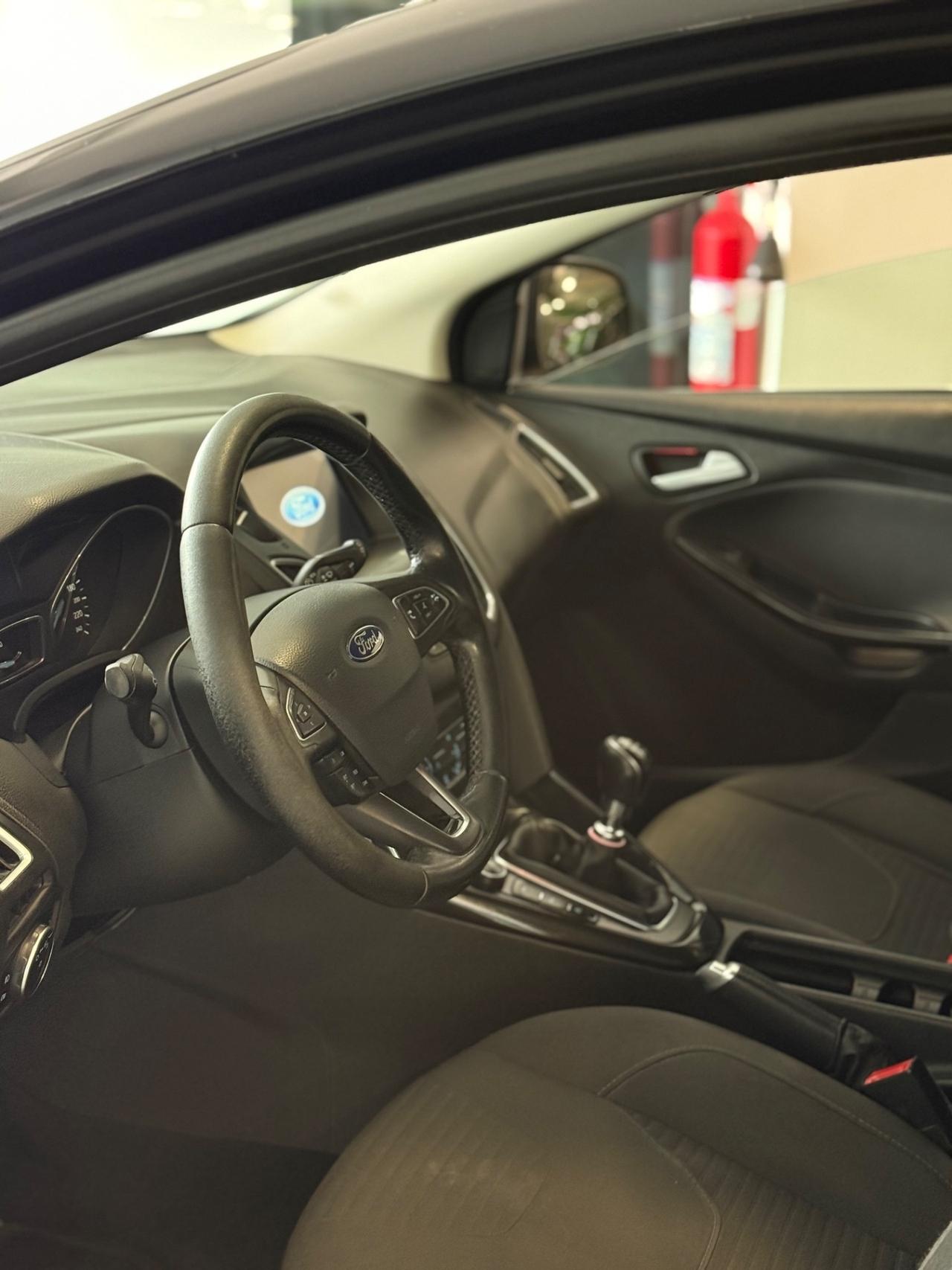 Ford Focus 1.5 TDCi 120 CV Start&Stop Powershift SW Titanium