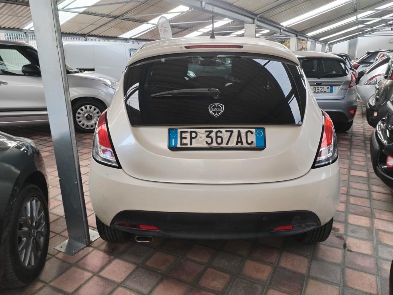 Lancia Ypsilon 1.2 69 CV 5 porte GPL Ecochic Gold