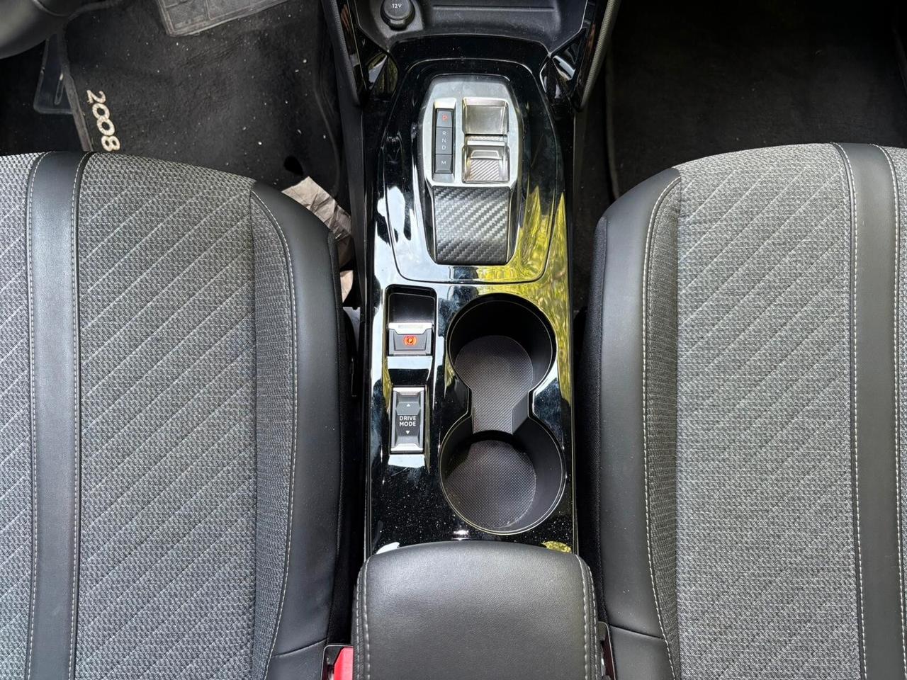 Peugeot 2008 PureTech 130 S&S EAT8 Allure