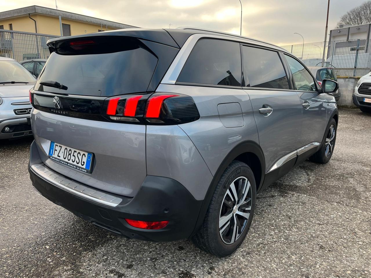 Peugeot 5008 PureTech Turbo 130 S&S Allure