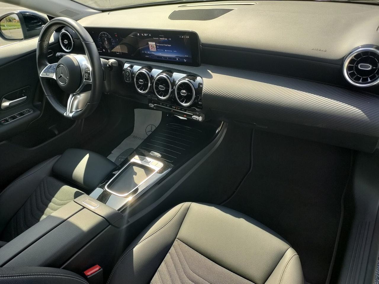 Mercedes-Benz CLA 180 d Progressive Advanced