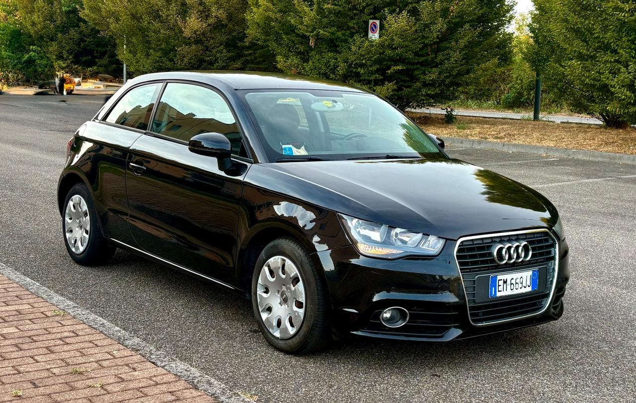 Audi A1 1.6 TDI 105 CV Admired 1prop perfetta