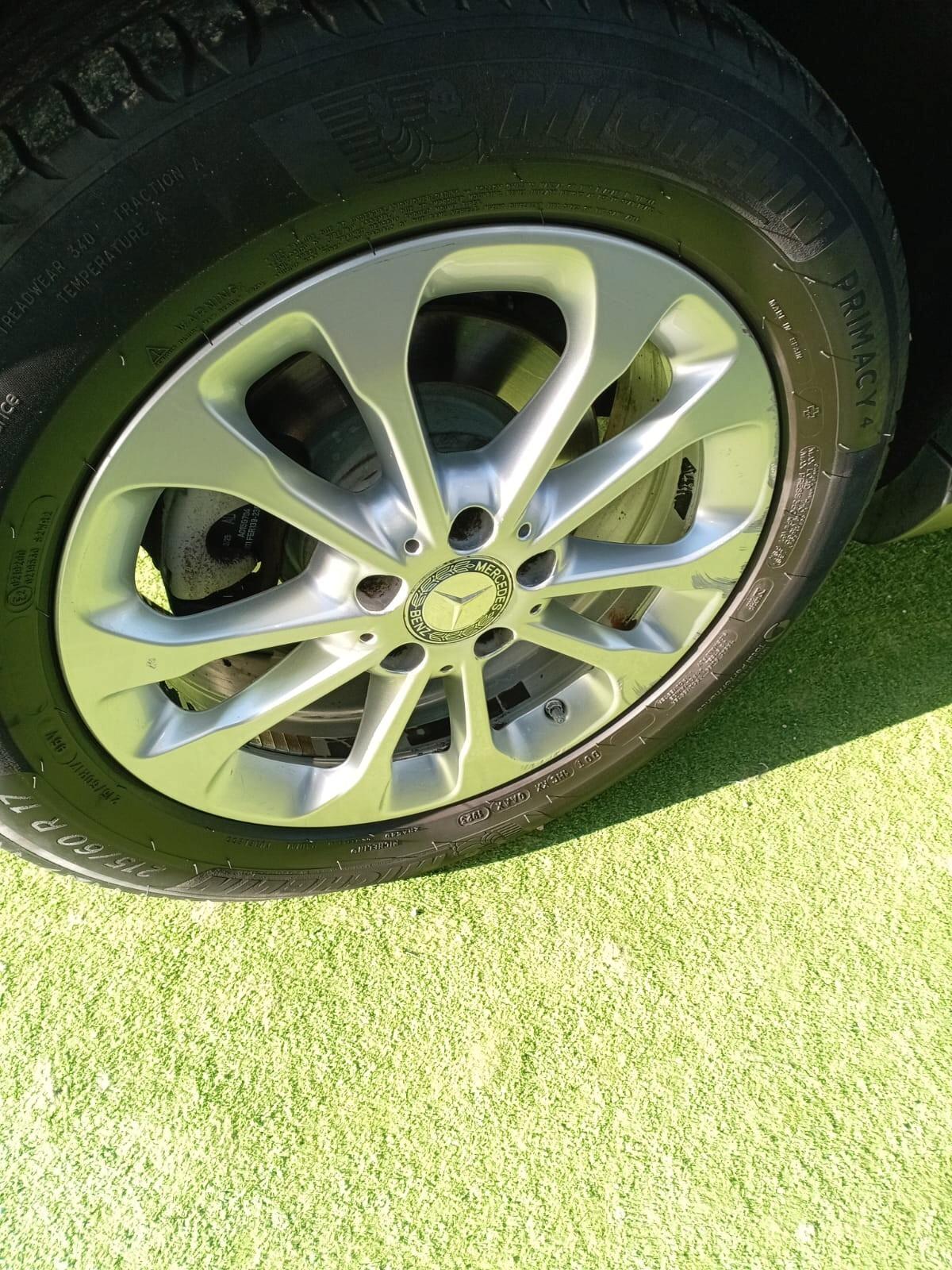 MERCEDES GLA 200 D AUTOMATICA