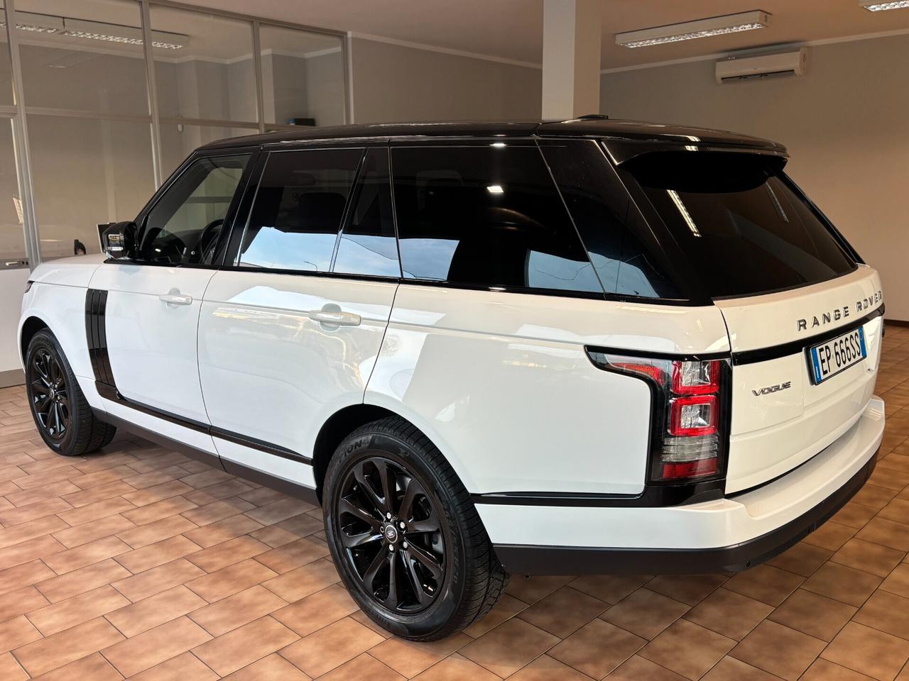 Land Rover Range Rover 3.0 tdV6 Vogue auto