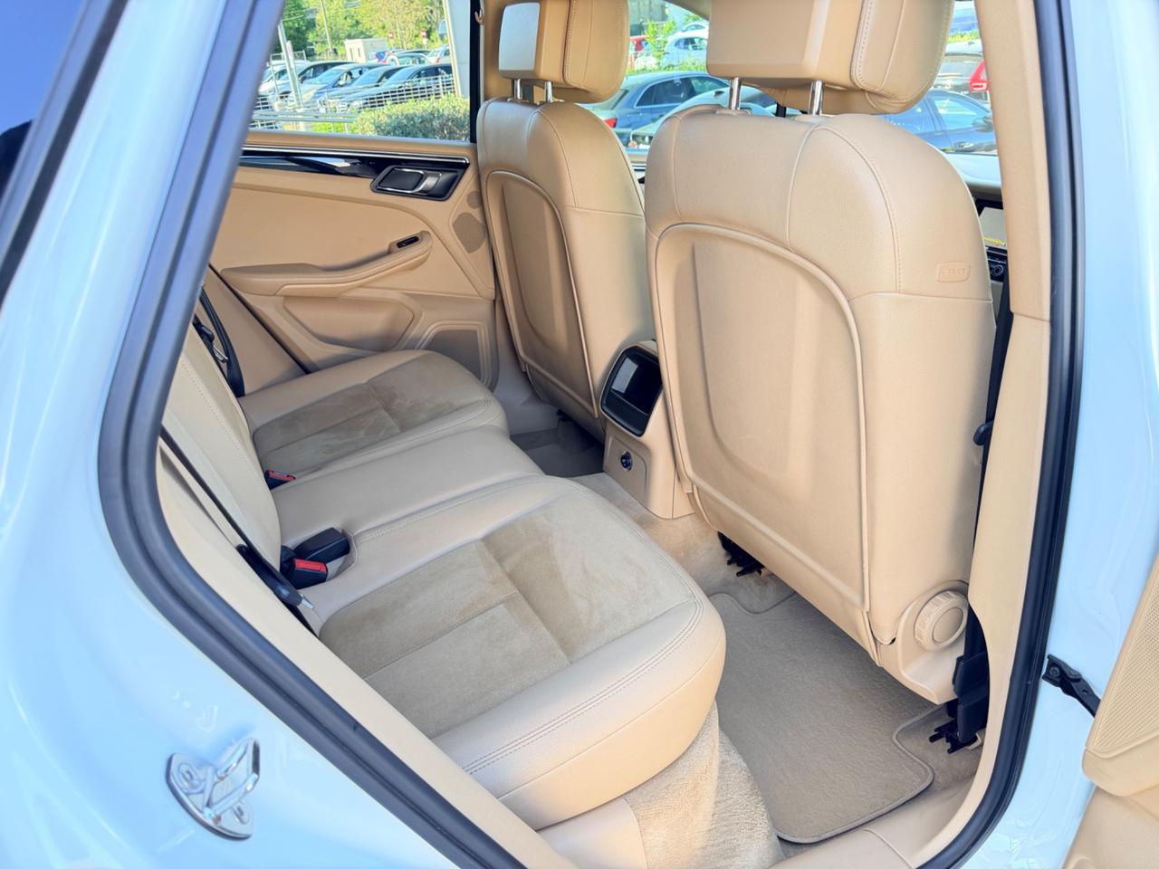 Porsche Macan 3.0 S Diesel white edition pari al nuovo