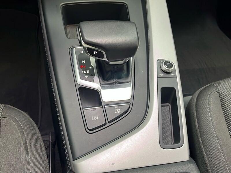 Audi A4 A4 Avant 40 2.0 tdi Quattro 190cv s-tronic