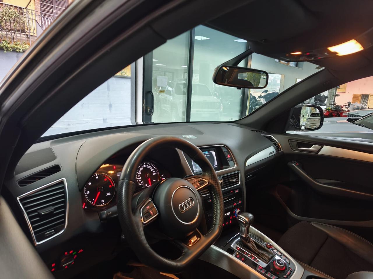 Audi Q5 2.0 TDI 177CV quattro S tronic LINE TETTO !!!