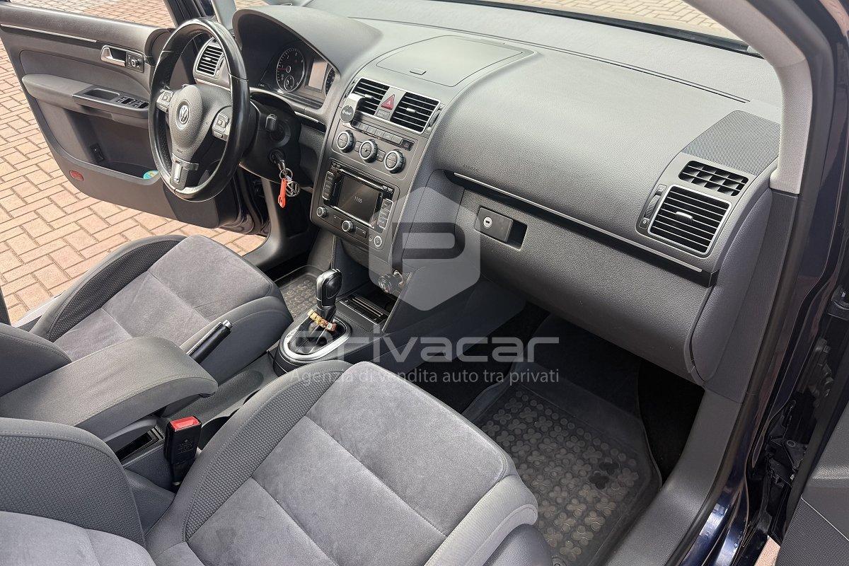 VOLKSWAGEN Touran 2.0 TDI 140 CV DSG Highline