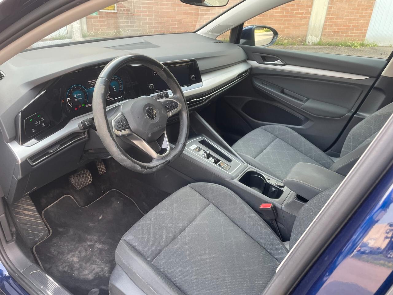 Volkswagen Golf 1.5 TGI DSG Style