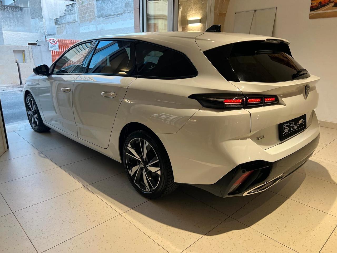 PEUGEOT 308 S.W. ALLURE 1.5 EAT8 130CV PELLE NAVI CAM LED ANNO 2023