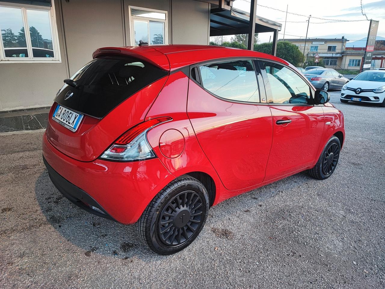Lancia Ypsilon 1.2 5 porte S&S Platinum