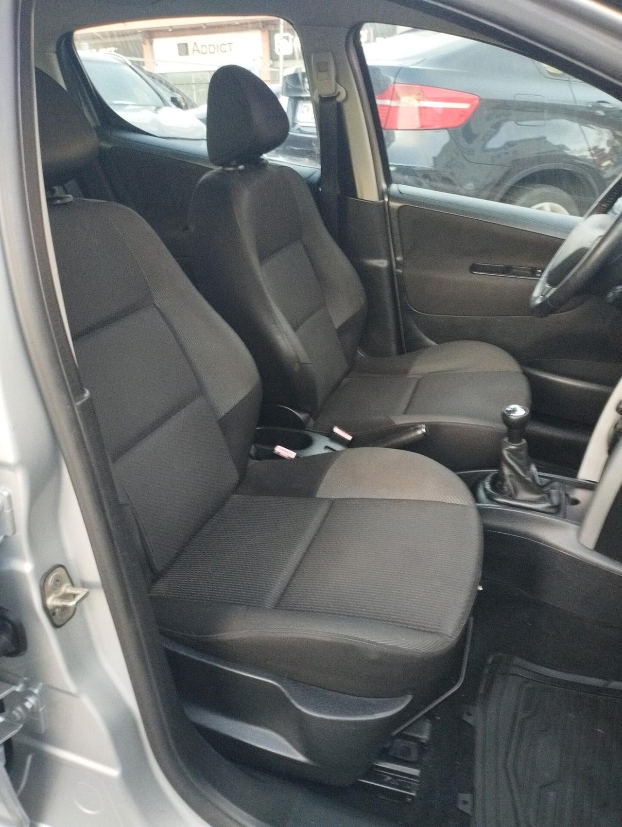 Peugeot 207 1.4 HDi 70CV 5p.