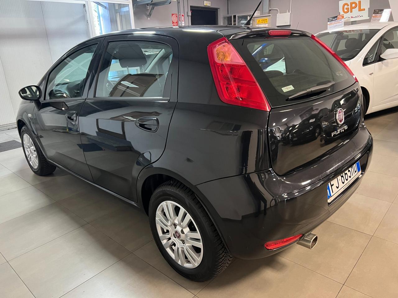 Fiat Punto 1.4 8V 5 porte Easypower Street