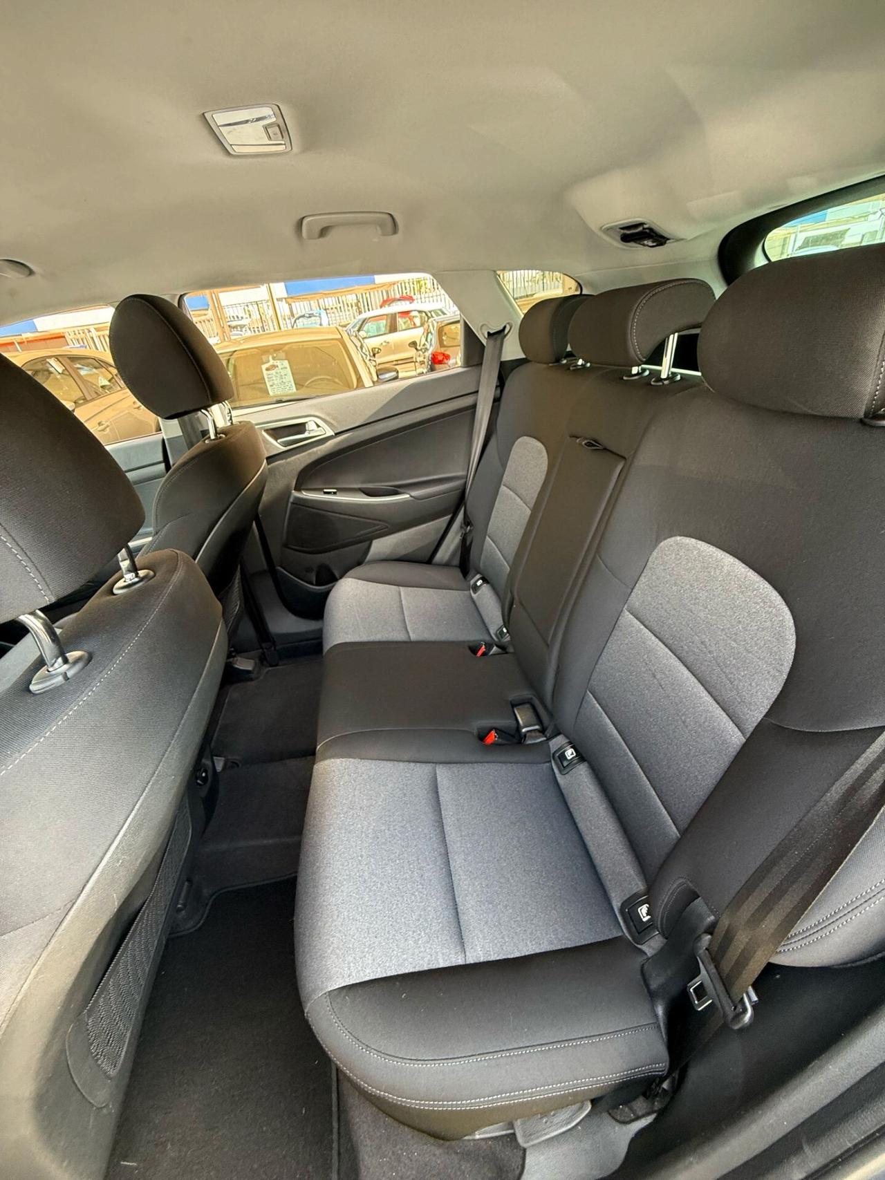 HYUNDAI TUCSON i-X35 1,6 DIESEL CAMBIO AUTOMATICO