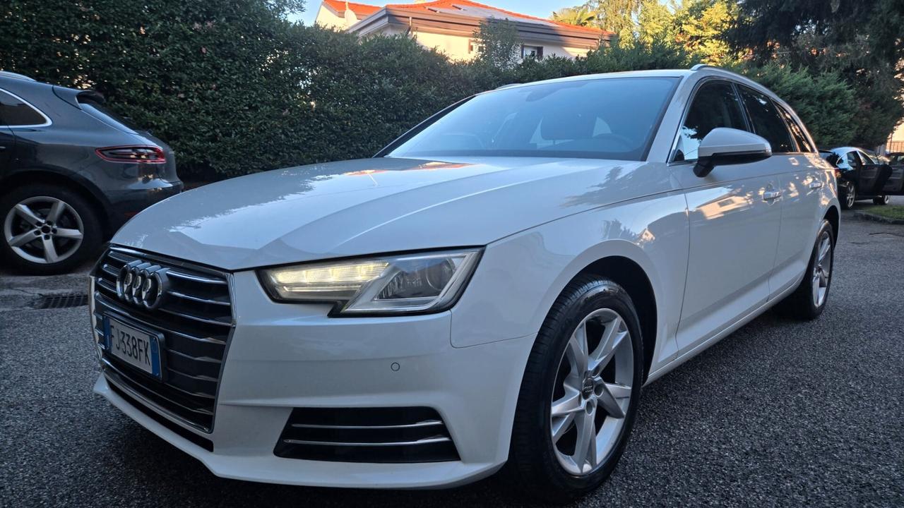 Audi A4 Avant 2.0 TDI 122 CV S tronic Business Sport