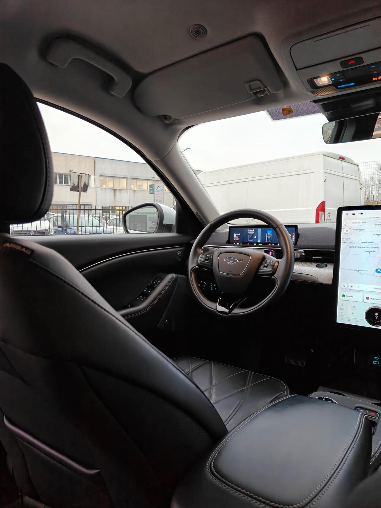 Ford Mustang Mach-E Extended Range 294 CV