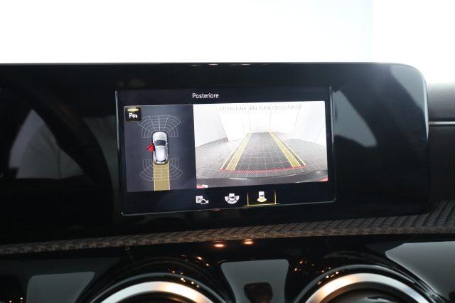 MERCEDES-BENZ A 180 A 180 d Automatic Business Extra