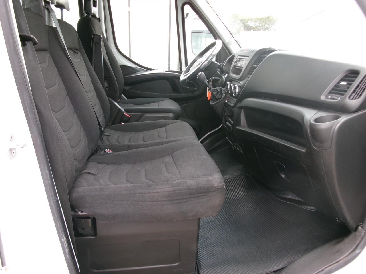 Iveco Daily 35C15 3000 150CV DOPPIA CABINA 7 POSTI RIBALTABILE