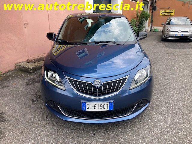 LANCIA Ypsilon 1.0 FireFly 5 porte S&S Hybrid Silver