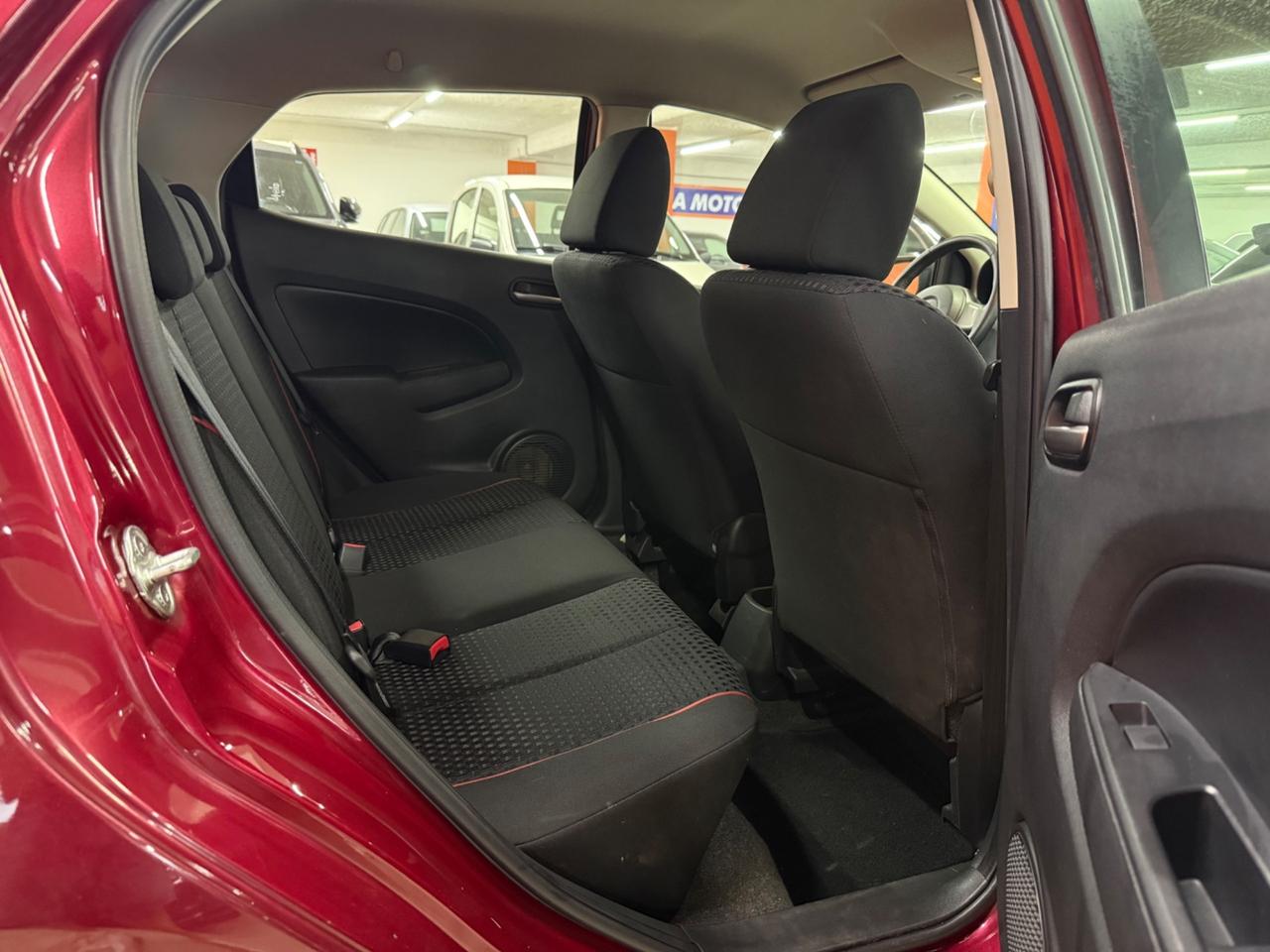 Mazda 2 Mazda2 1.3 16V 75CV 5p. Trendy