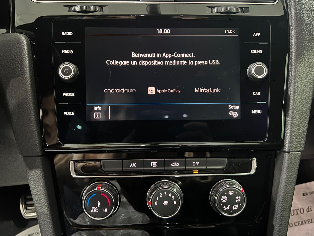 Volkswagen Golf 1.6 116 CV - R-LINE - 2017