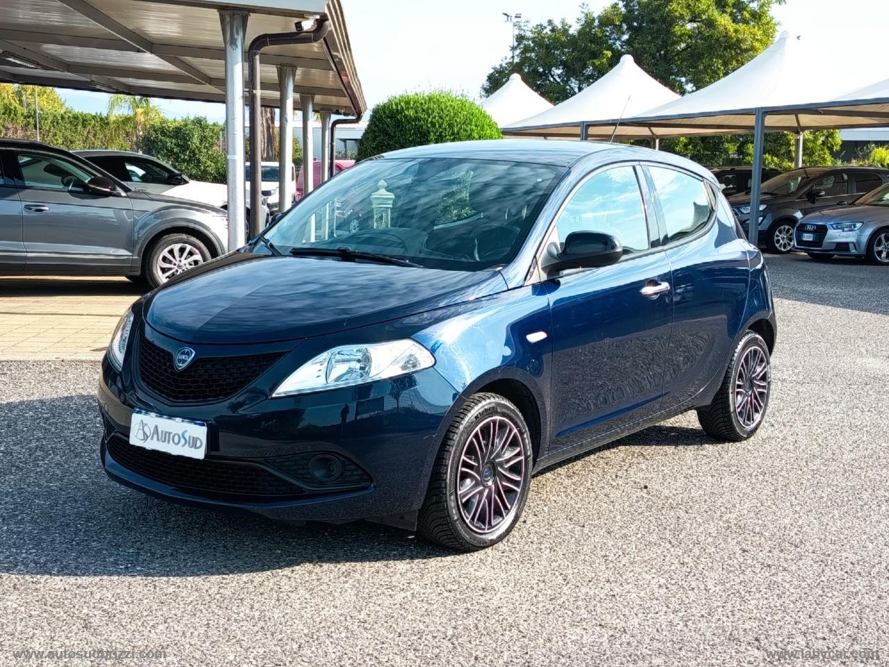 LANCIA Ypsilon 1.2 69 CV 5p. S&S Gold