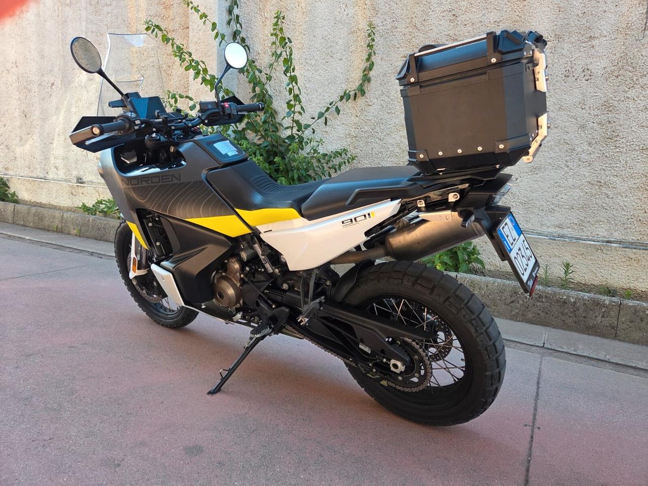 Husqvarna Norden 901