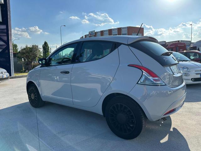 LANCIA Ypsilon 1.2 69 CV 5 porte S&S Elefantino Blu