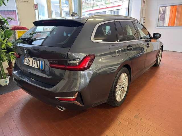 BMW 320 Serie 3 320d Touring mhev 48V Luxury auto