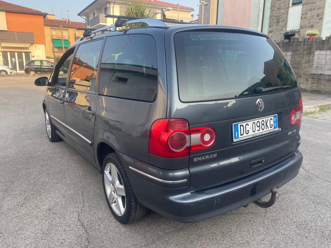 Volkswagen Sharan 2.0 TDI /7 posti.gancio.barre